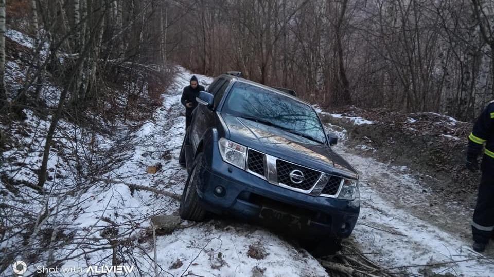 Un turist ce făcea cu mașina traseul Scoția - R. Moldova a rămas blocat în România. Greșeala care putea să-i fie fatală