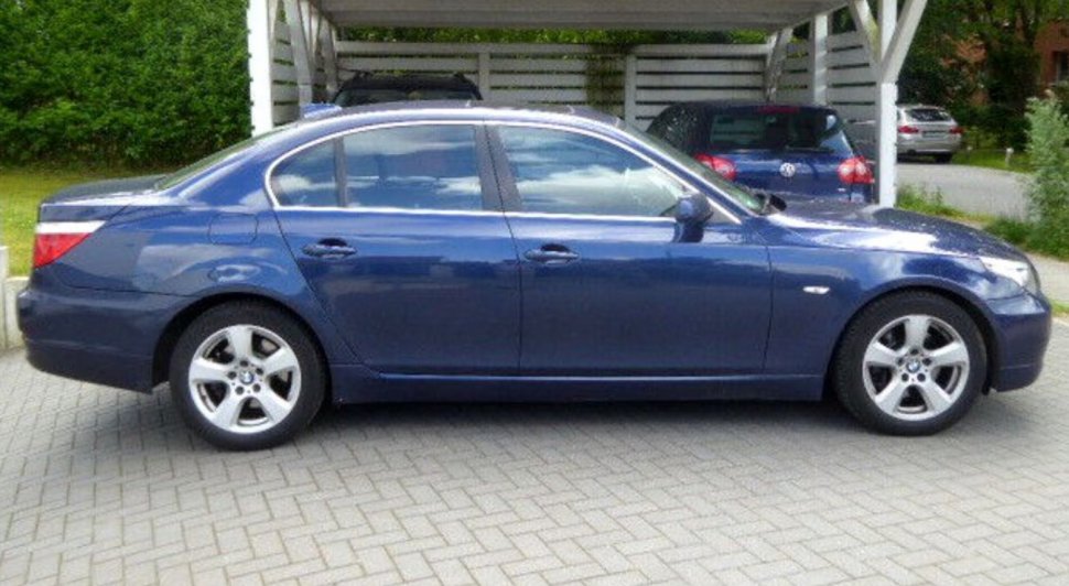 BMW-ul seria 5 care îi pune pe gânduri pe cumpărători. Este posibil un așa preț? 