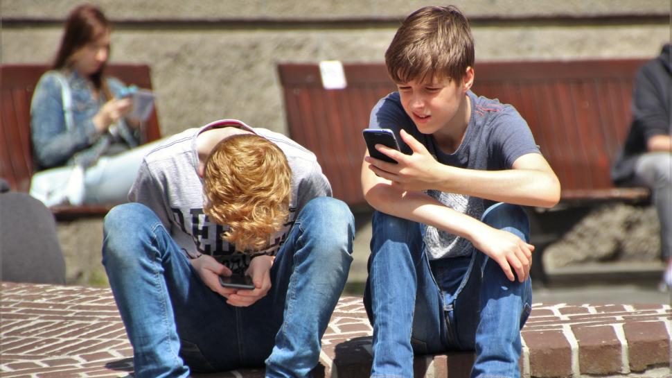 Facebook a introdus funcții noi la Messenger Kids. Părinții vor putea avea mai mult control asupra activităților copiilor lor