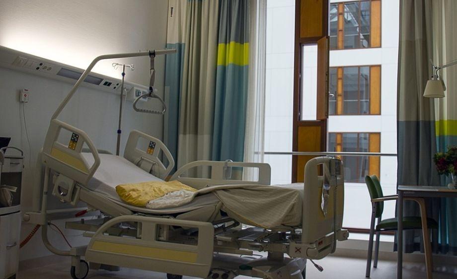 Sancţiuni dure după ce un pacient fără un picior s-a aruncat de la etajul spitalului din Huşi