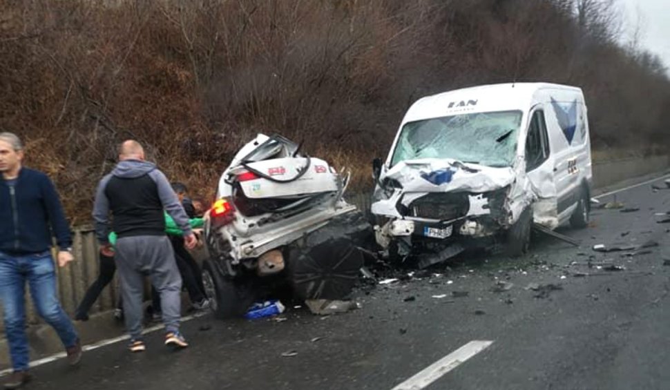 Tânăr taximetrist, accident devastator pe DN 1, la Nistoreşti