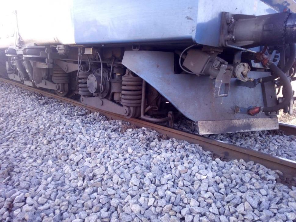 Tren de călători, deraiat la Sibiu. Autoritățile au intervenit imediat 643192
