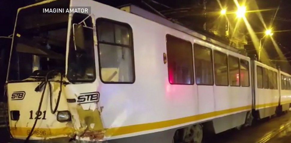 Tramvaie ciocnite în Capitală: cinci oameni au ajuns la spital