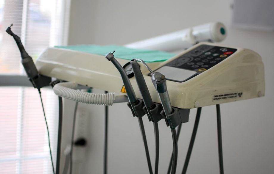 Clinica din Pitești, unde un copil a murit după ce a fost anesteziat: Dezinformarea, mai importantă decât adevărul