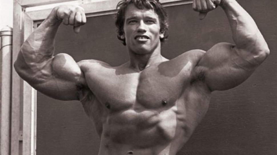 Arnold Schwarzenegger, acuzat că s-a dopat cu steroizi produși în România