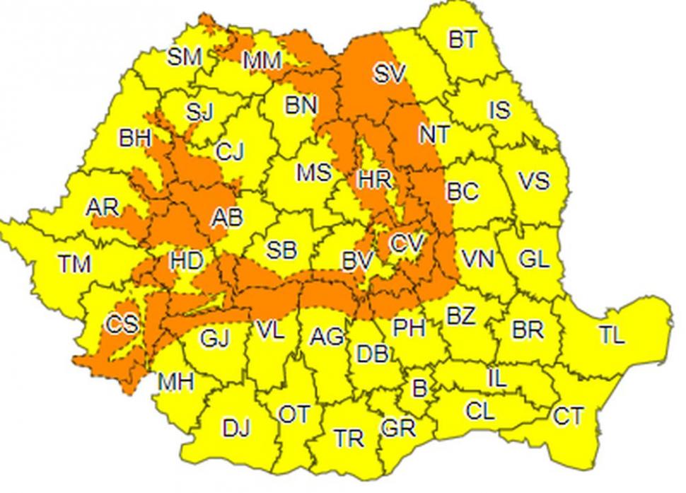 Alertă meteo! Cod galben și portocaliu până luni seara. Cod roșu la munte 646297