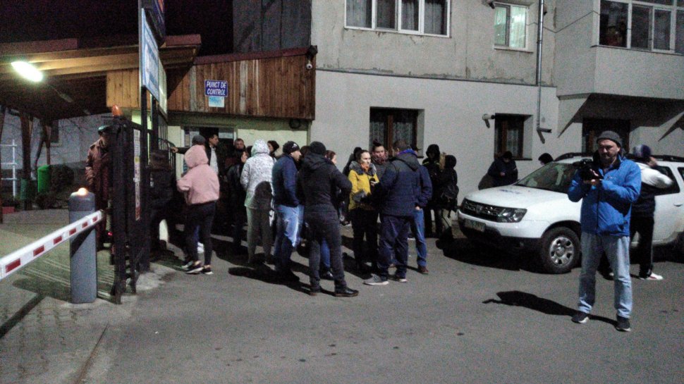 Scandal de proporții la căminul unui liceu din Bacău. Instituția, centru de carantină pentru suspecții de coronavirus. Elevii au fost evacuați