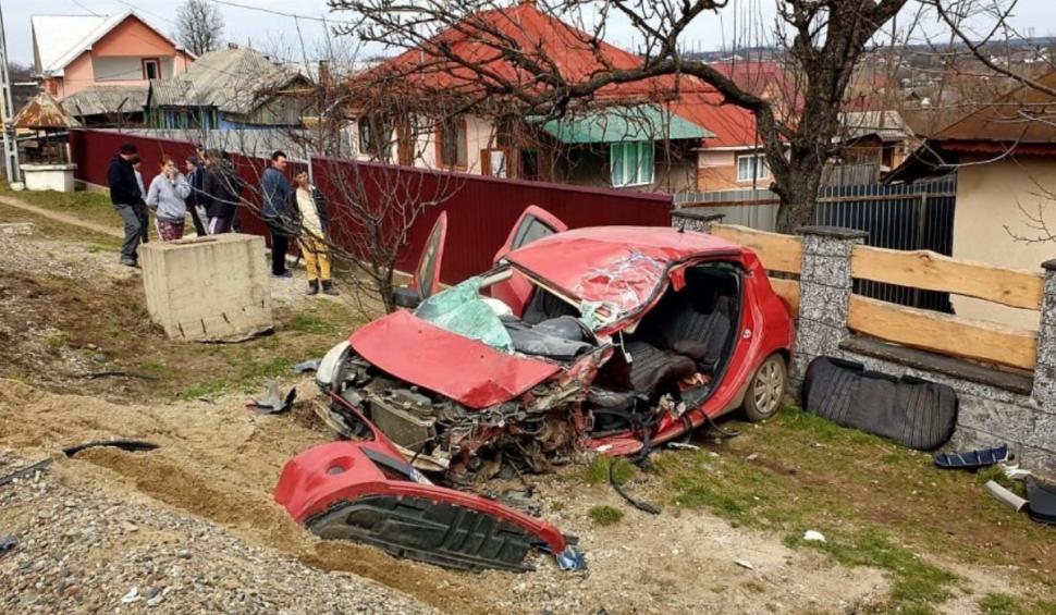 Accident devastator la Drăgușeni, Suceava, între un TIR cu trailer și un autoturism