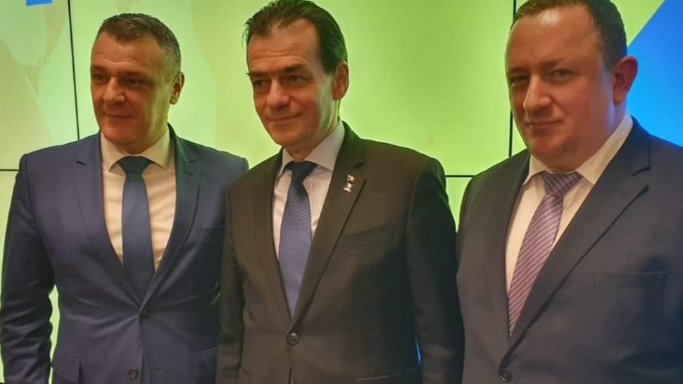 Ludovic Orban, surprins între cei doi politicieni PNL contaminați cu coronavirus (FOTO)