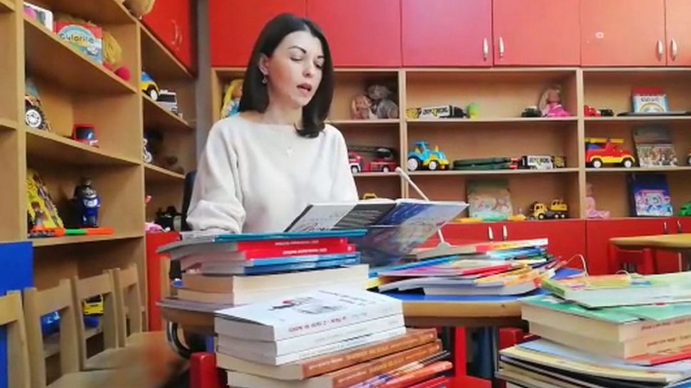 Bibliotecile din România se mută în mediul online