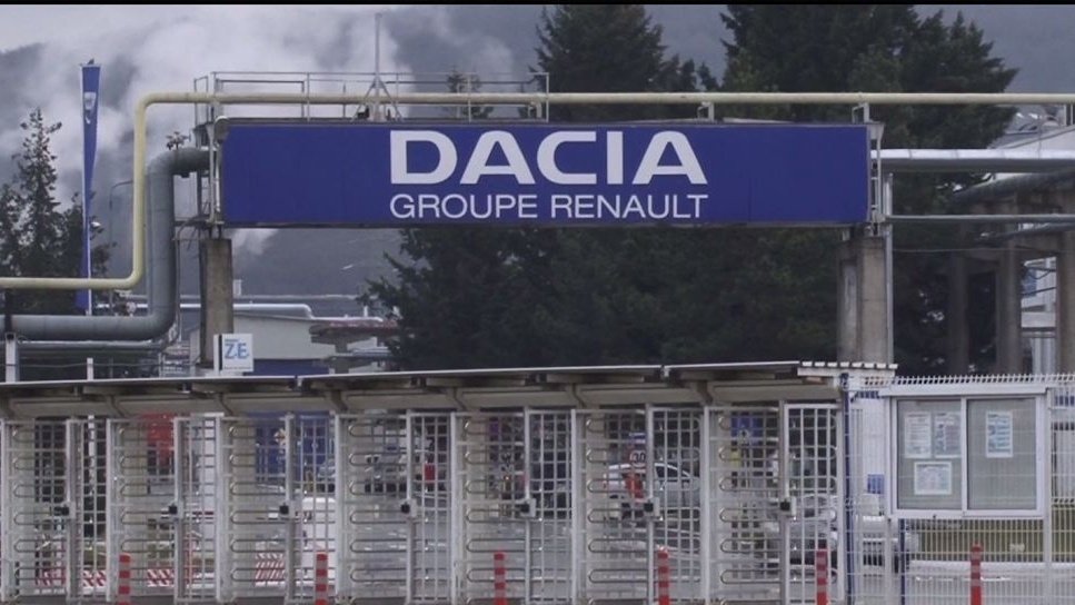 COVID-19. Dacia se închide oficial până pe 5 aprilie. Angajaţii vor primi 85% din salariu