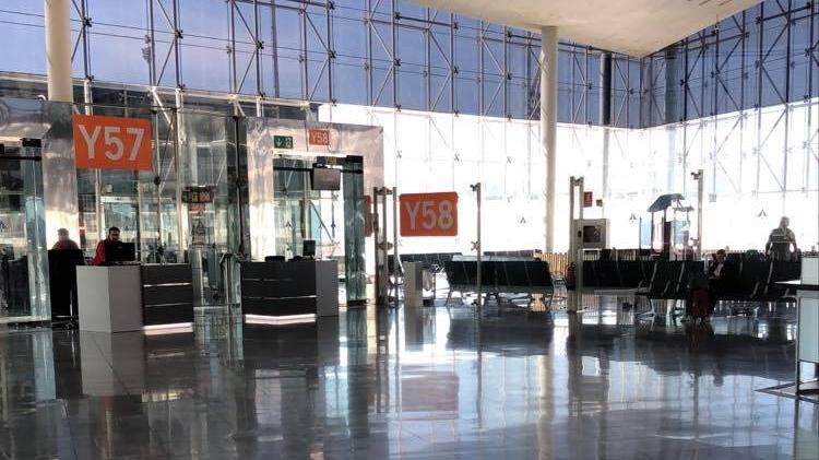 Cum arată un aeroport din Spania în timpul pandemiei. Imagini exclusive  652895