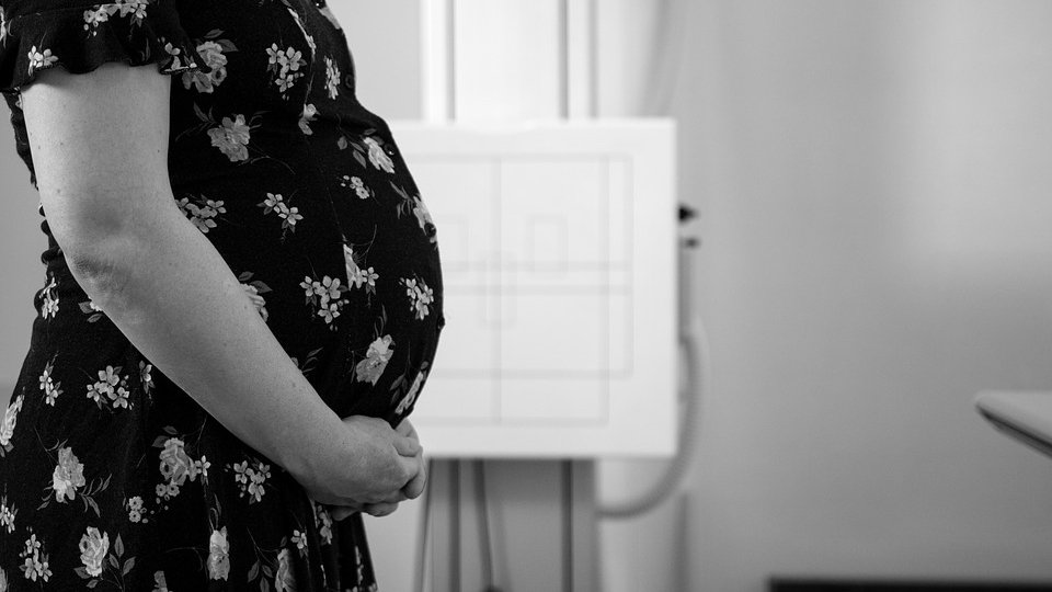 Protest la o maternitate din Iaşi, după ce cadrele medicale au aflat că trebuie să îngrijească o gravidă suspectă de coronavirus