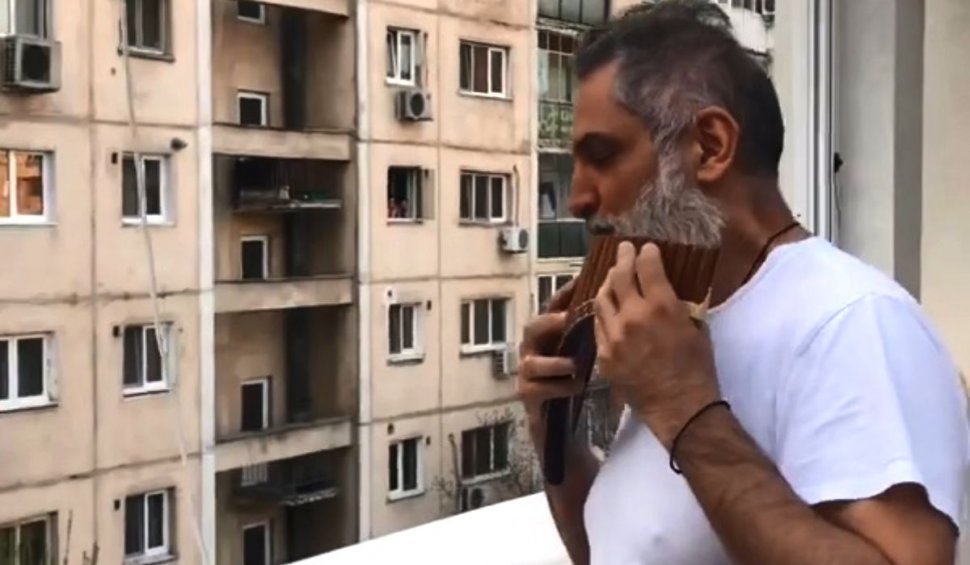 Damian Drăghici, moment emoționant în izolare: 'Azi am cântat pentru vecinii mei'