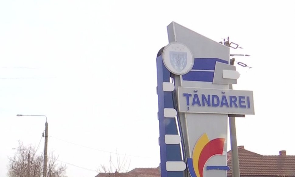 Prima zi de carantină în orașul Țăndărei. Autoritățile au dat zeci de amenzi celor care au refuzat să respecte măsurile