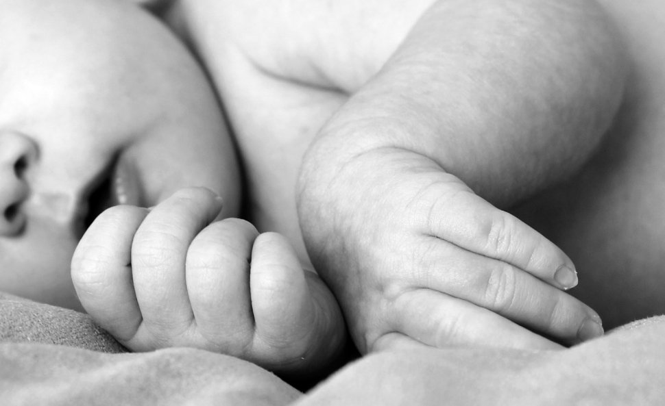 Primul rezultat la retestarea bebelușilor de la Maternitatea Odobescu din Timișoara este negativ