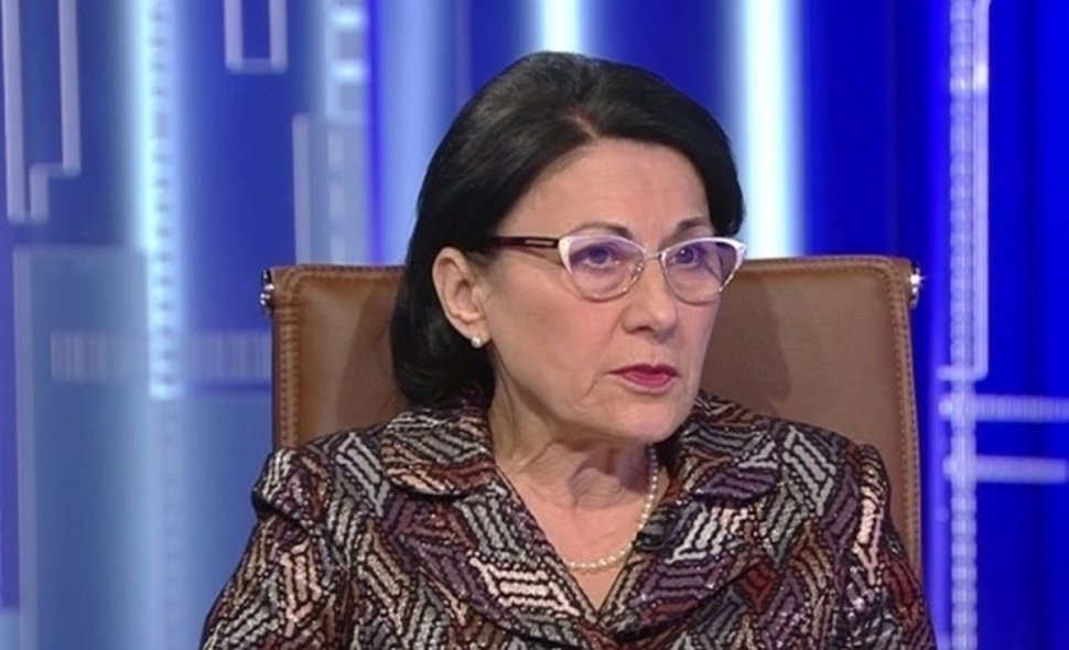 Ecaterina Andronescu: Dacă profesorii vor fi în șomaj tehnic, automat anul școlar îngheață!