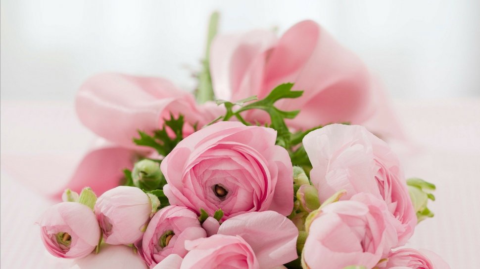 Urări de Florii. Cele mai inspirate mesaje, urări și felicitări de Florii pentru persoana iubită