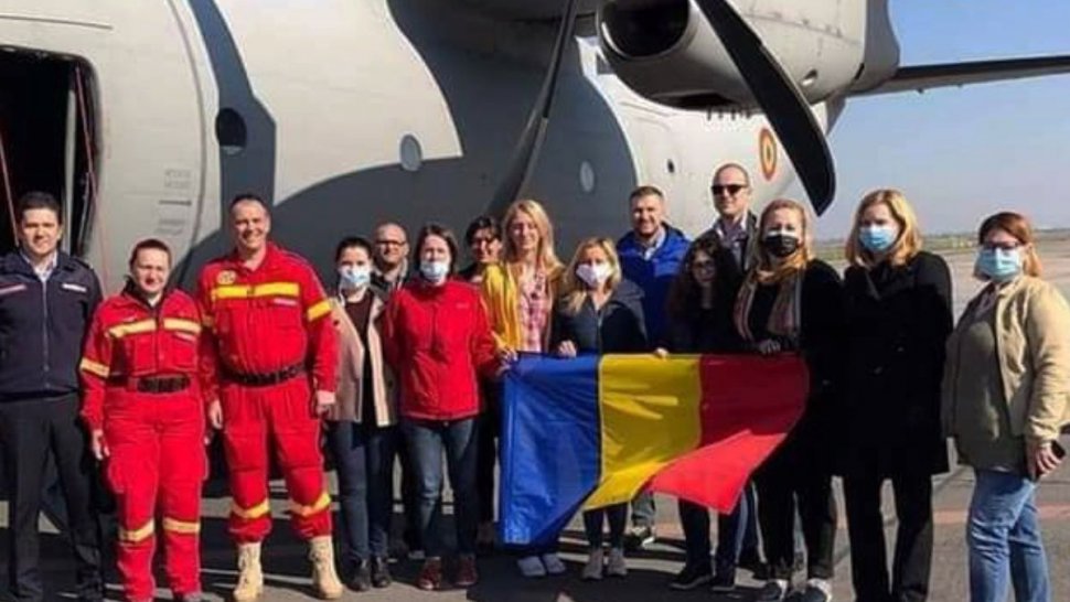 Medicii și asistenții medicali români trimiși în Italia, mesaj emoționant pentru români: „Viața începe acolo unde frica se termină”