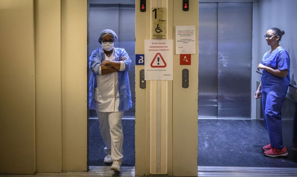 România se apropie de vârful pandemiei. Cele două mari scenarii luate în calcul după Paște, în lupta cu coronavirus