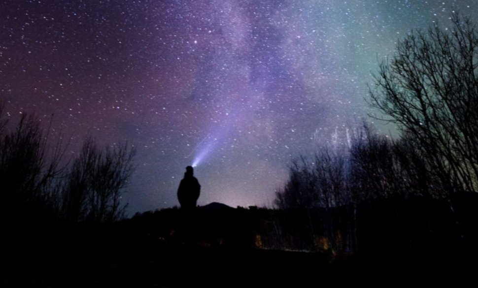 În următoarele două nopţi vor putea fi observate mai multe stele căzătoare. Trebuie doar să priviți spre cer