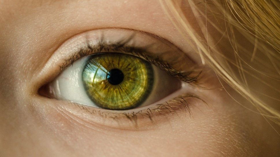 Ochii, o posibilă sursă de infectare cu COVID-19. Ce au descoperit cercetătorii 