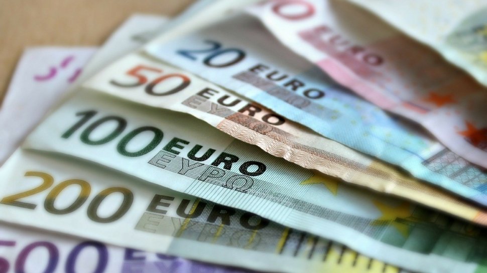Zona euro a înregistrat o scădere economică istorică de 3,8% în primul trimestru al anului 2020