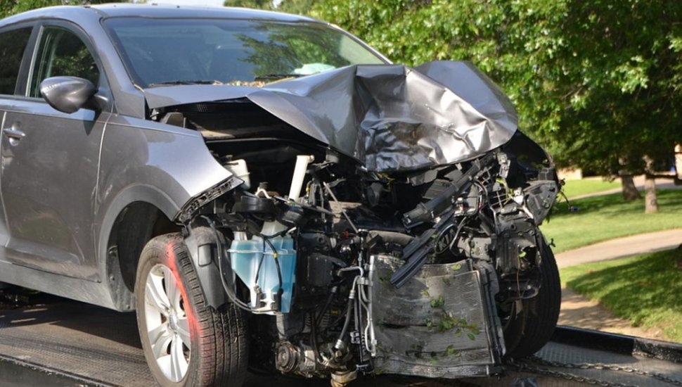 Aplicație pentru verificarea daunelor suferite de mașinile înmatriculate în România, lansată de RAR