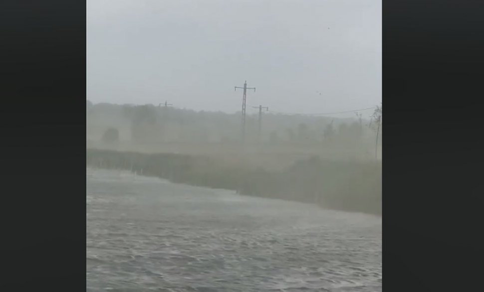 Furtună de praf la Botoşani (Video)