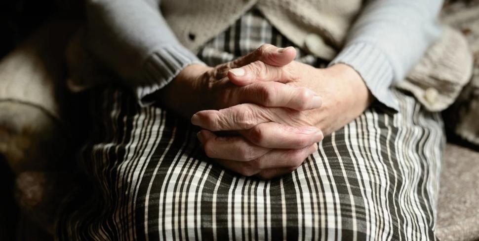 O femeie de 97 de ani, s-a vindecat de coronavirus la Arad