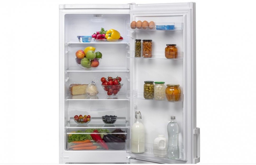 eMAG reduceri. 3 combine frigorifice ieftine, si la 900 lei, dar eficiente energetic