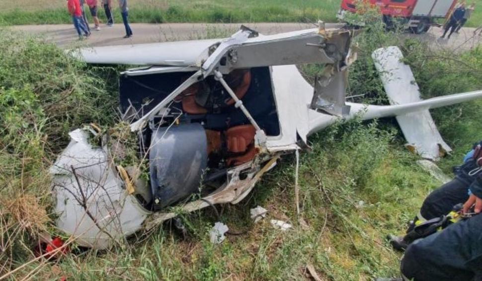 Un avion de mici dimensiuni a aterizat forţat în judeţul Alba 662362