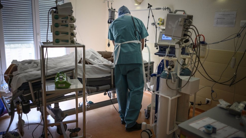 Haos la spitalul din Rădăuți: "Un singur medic gestionează 13 cazuri venite cu ambulanța în același timp"