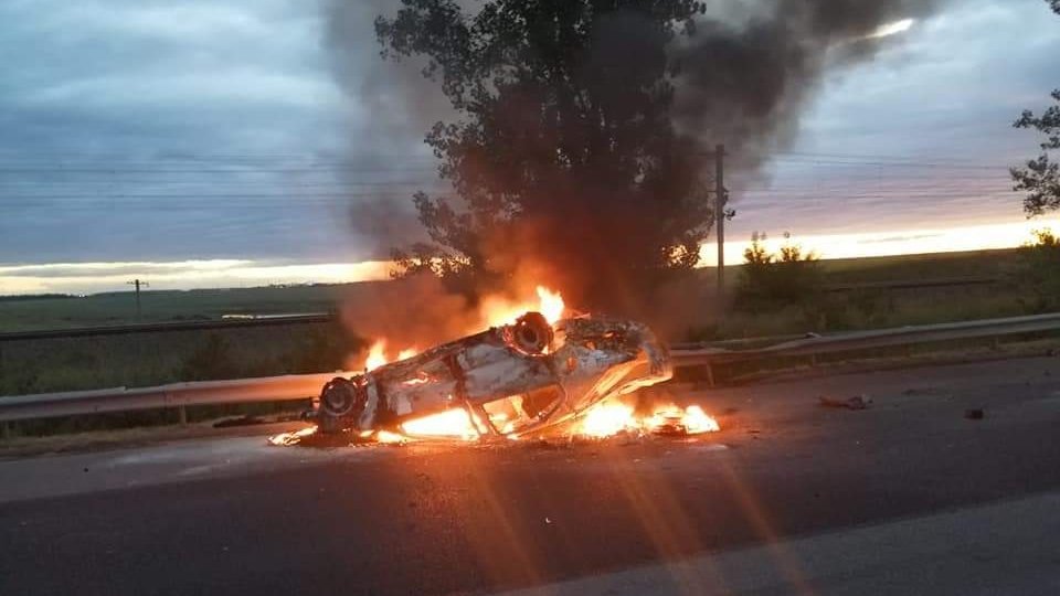 O mașină a luat foc pe Austostrada Soarelui