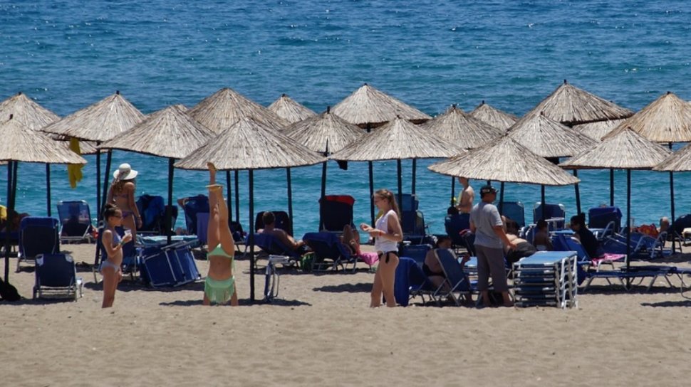 Cât vor costa de fapt șezlongurile în stațiunea bulgărească Sunny Beach