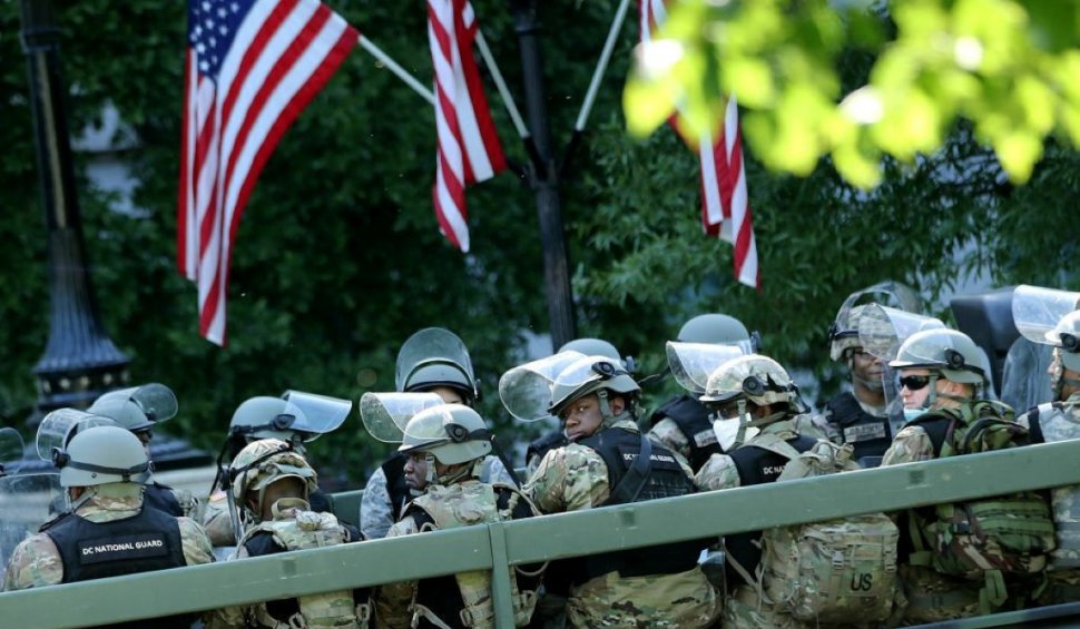 Donald Trump a adus armata la Casa Albă. Pentagonul respinge decizia