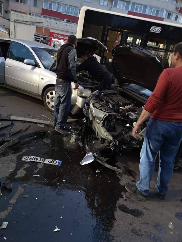 Accident cu 6 mașini, miercuri seară, în Capitală  665837