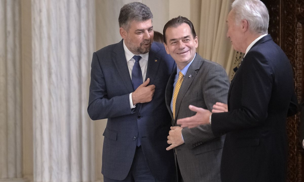 Ciolacu: Orban a salvat HORECA cu un tur al teraselor și niște halbe băute cu prietenii. Ce ar trebui să facă Guvernul