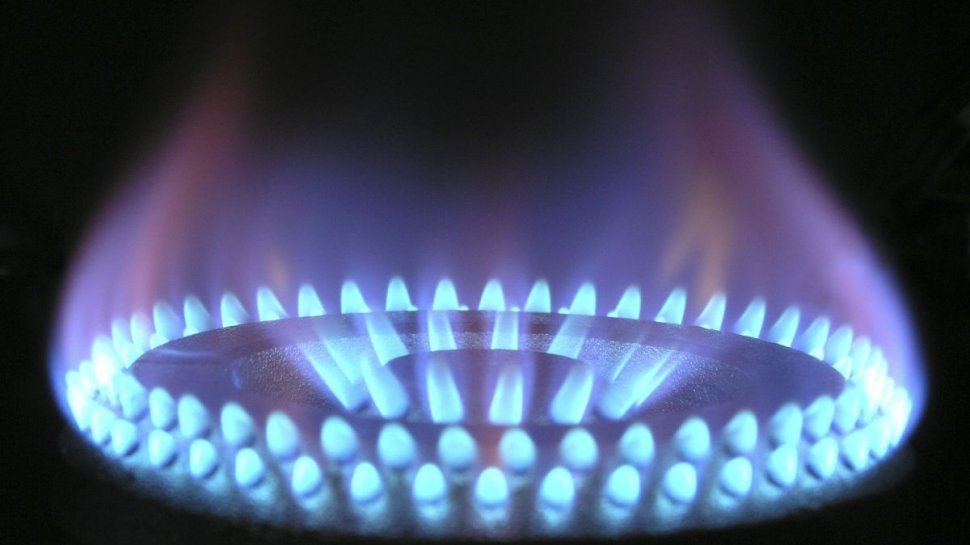 Plătim gazul cu 300% mai scump! Nu semnați deocamdată contractele cu noii furnizori - Avertismentul specialiștilor