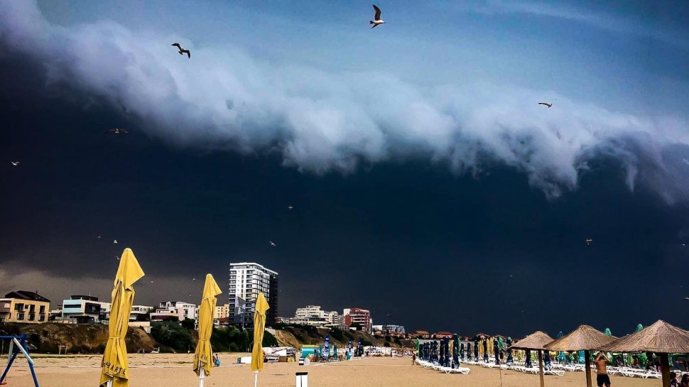 Imagini dramatice! Furtunile au măturat ţara. Care au fost cele mai afectate judeţe