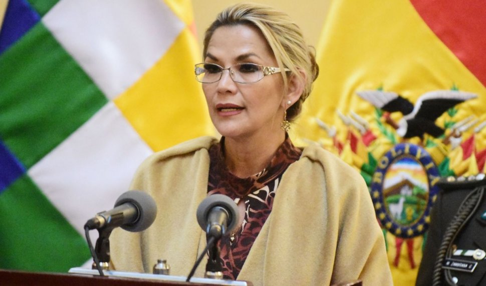 Președintele Boliviei, infectat cu coronavirus. Ce mesaj a transmis imediat Jeanine Anez