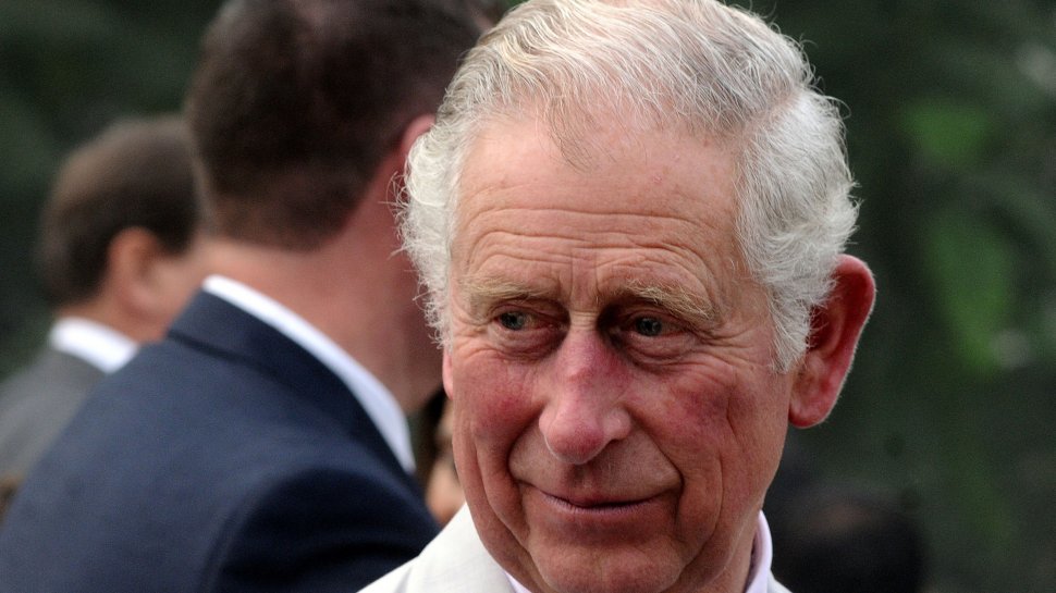 Prințul Charles a trecut prin clipe de coșmar. Cum a reacționat când un angajat a leșinat sub ochii lui - VIDEO