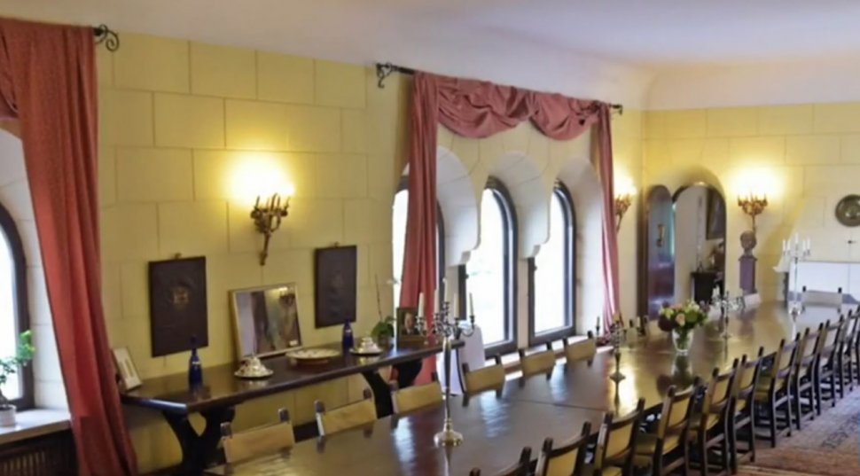 Secretele Palatului Elisabeta, dezvăluite la Antena 3. Uniformele Regelui Mihai I, pentru prima oară la București 