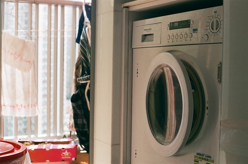 Sfaturi pentru a elimina mirosul neplăcut din mașina de spălat