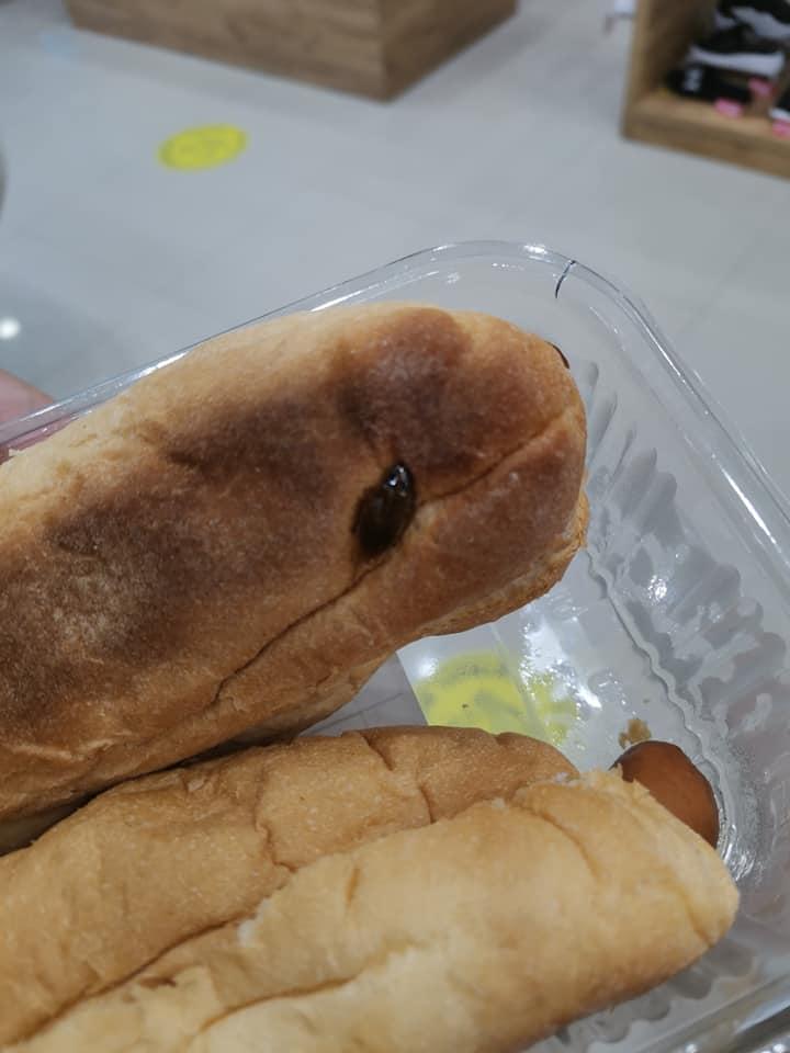 Ce a găsit o tânără din Bucureşti în pâinea cumpărată din supermarket. ”Cât de nenorociţi!" - GALERIE FOTO 672188