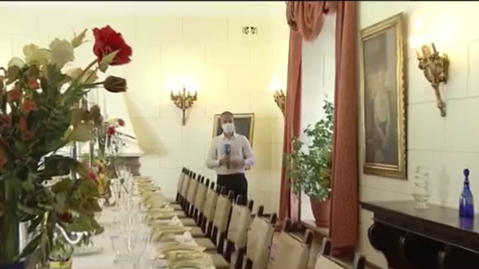 Palatul Elisabeta din Bucureşti poate fi acum vizitat! Imagini din reşedinţa oficială a familiei regale