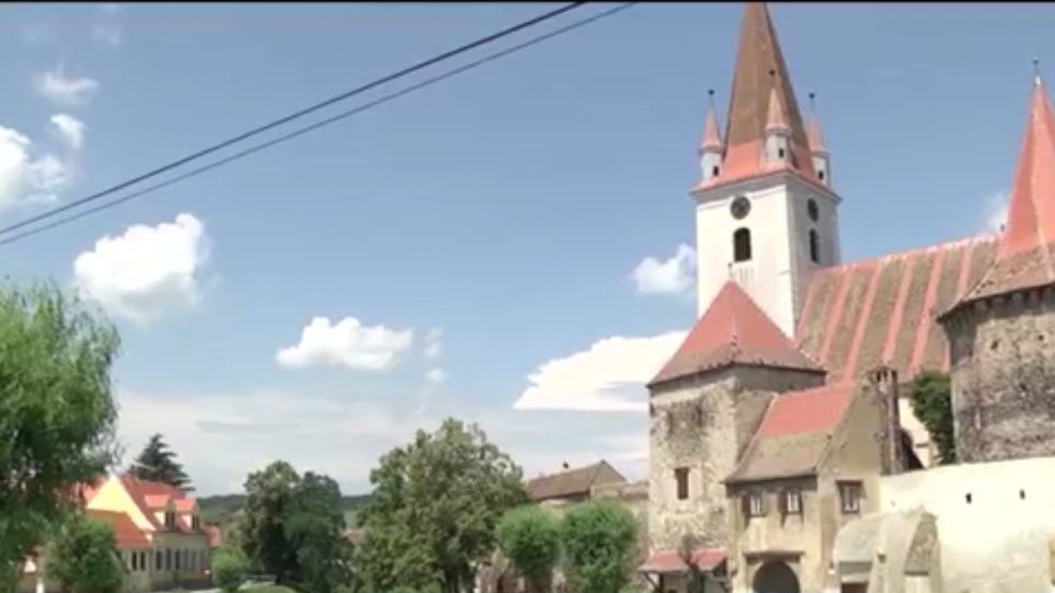 Cum a devenit o comună din Sibiu atracţie pentru turişti: ''Asta este efectiv o minune!!''