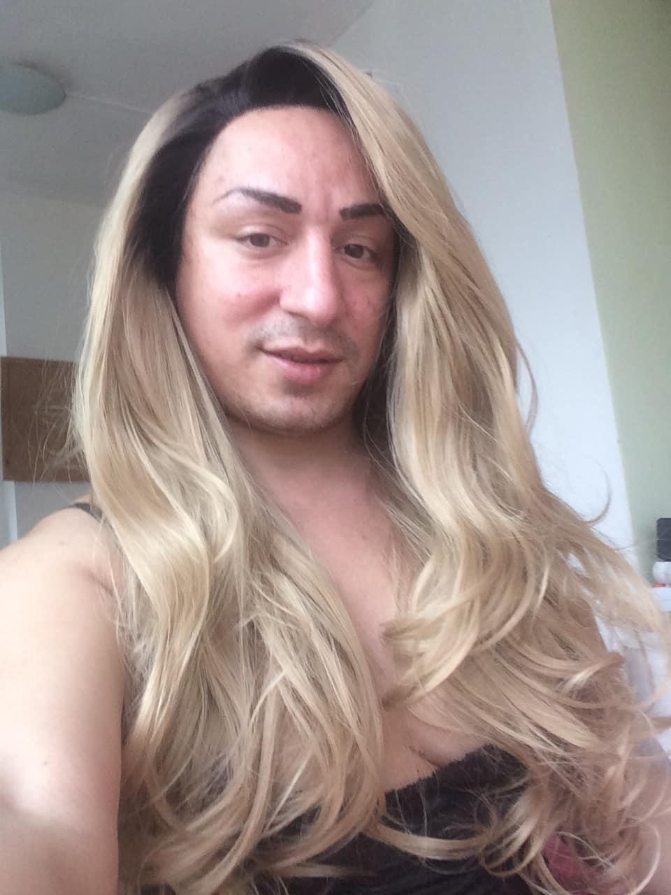 Antonella Lerca, primul candidat transgender din România, și-a trasat temele de campanie. Ce spun oamenii 673209