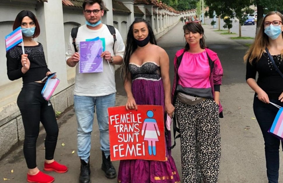 Antonella Lerca, primul candidat transgender din România, și-a trasat temele de campanie. Ce spun oamenii