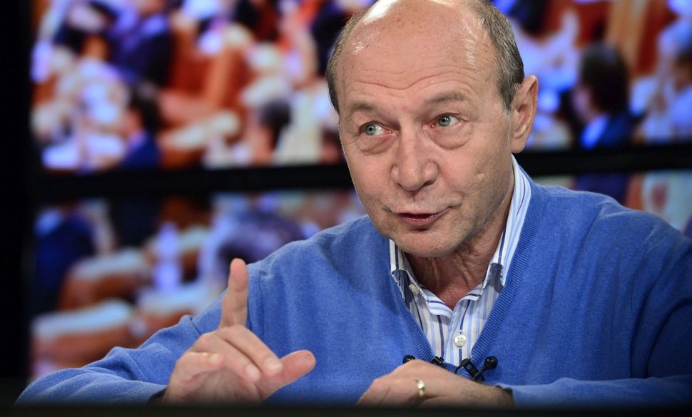 Răsturnare de situație! PNL și USR-PLUS au oprit negocierile cu Traian Băsescu
